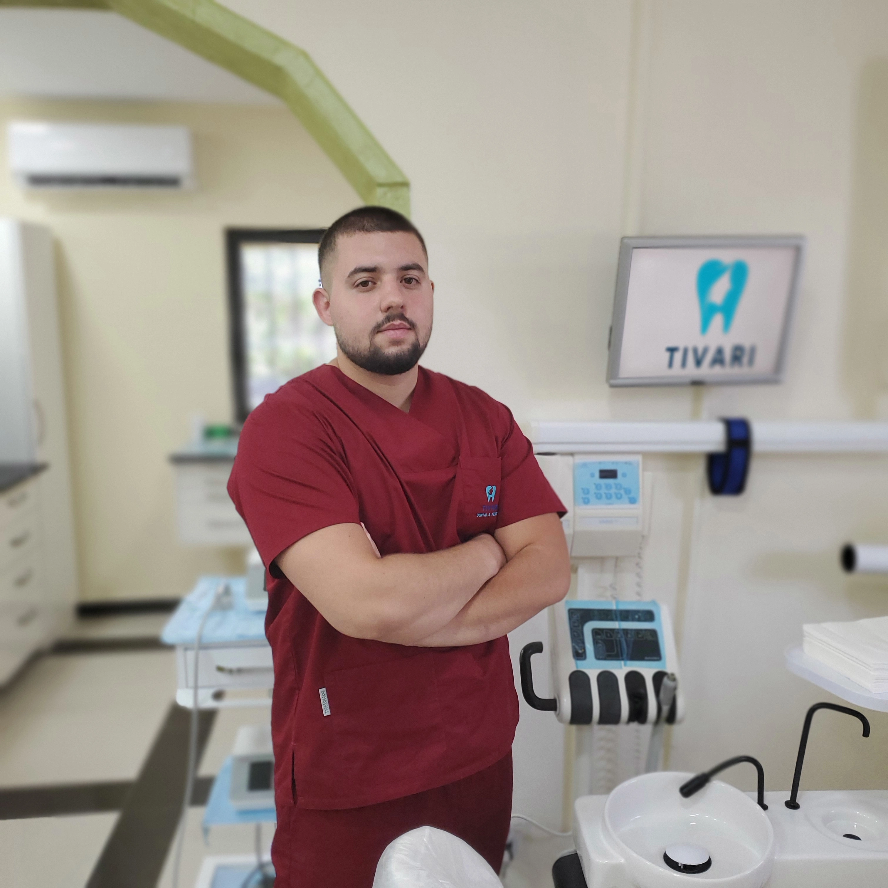 Dr Klajdi Jakup